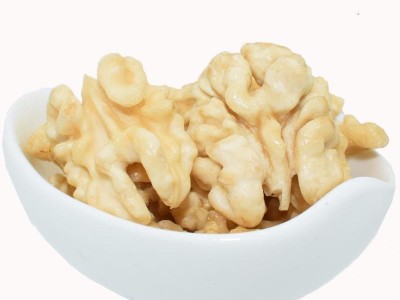 Peeled Walnut