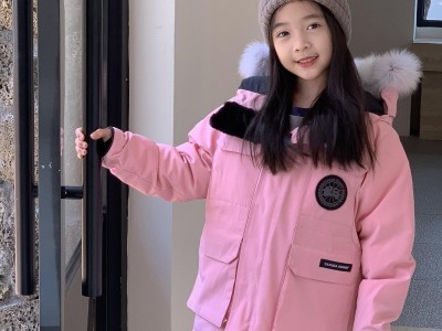 Kids pink Down-Filled Expedition Parka coat baby toddler children
