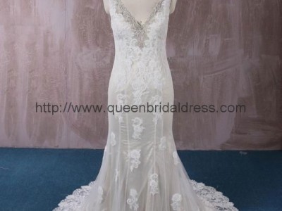 Luxurious V-neck lace wedding dresses