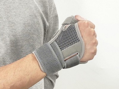 Fitness Weightlifting Gloves Safety Splint Hand Thumb
