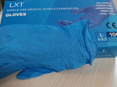 Medical Grade Disposable Nitrile Gloves Powder Free