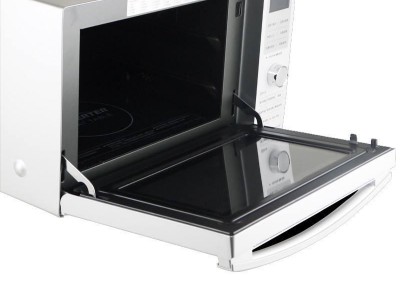 Backing microwave oven