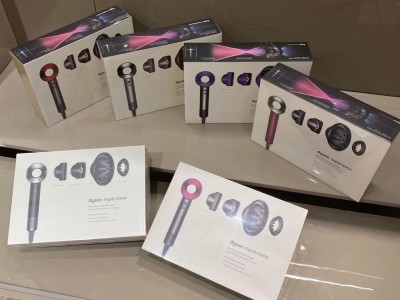 Style Dyson Supersonic HD03 Hair Dryer