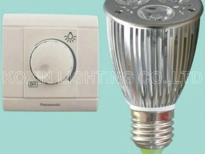 Dimmable led bulb light E27 3*3W