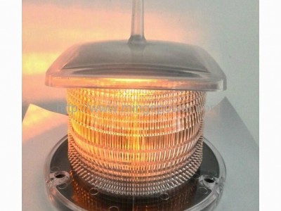 Solar aviation obstruction light