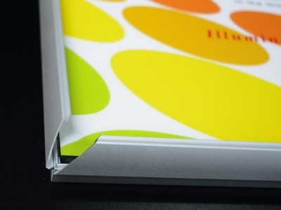 China snap open slim light box