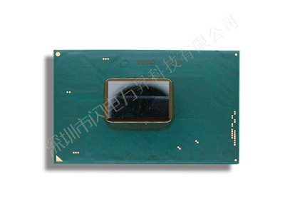 Intel   CPU  i7-7820HQ  SR32N