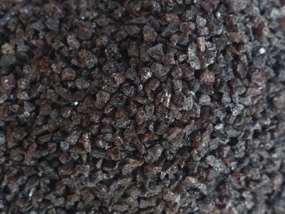 Brown aluminium oxide 0-1-3MM powder and grains