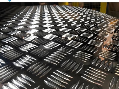 Anti-Skid Aluminium Sheet with Five Bar Aluminum Alloy Plate Embossed Five Bar A