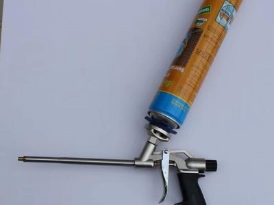 Polyurethane foam caulk