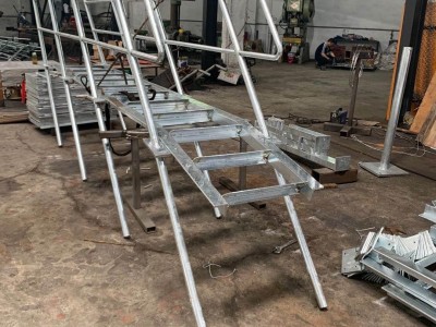 Hong Kong Lead water Angle iron slope ladder, slope stairs iron ladder
