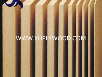 VENEERED PLYWOOD