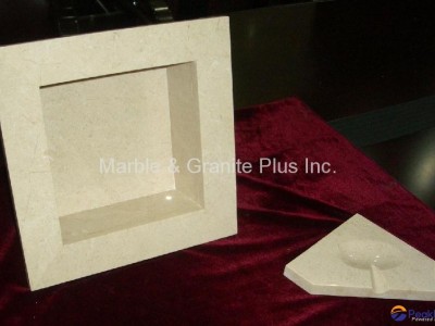 Shampoo niche and soap dish