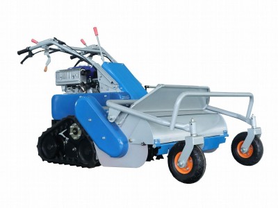 Triangular track stubble remaining grass crusher