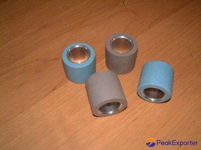 Rubber cot with aluminium bushing