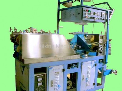 PE shoe cover machine
