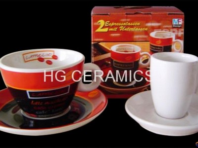 Stoneware cups&saucers