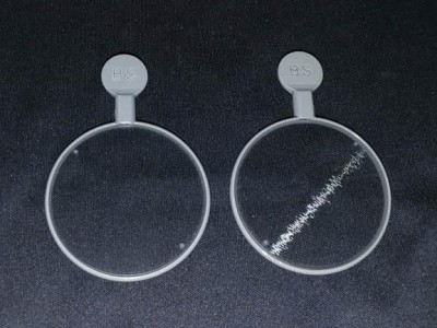Bagolini striated lenses in trial ring
