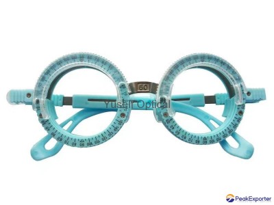 Trial frame for Astigmatic lens