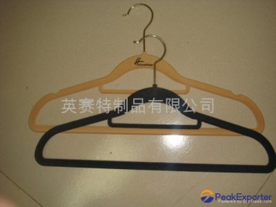 Velvet Hangers