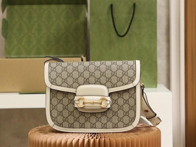2024 fashion      I leather bags brand name bags Purse Cross bags backpack