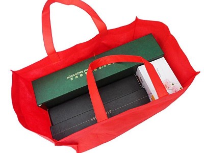 Increased Size China Red Color PP Non Woven Gift Environment-Friendly Bag