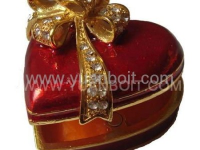 Heart shape jewelry box