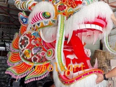 Huge southern dragons