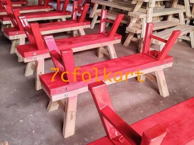 Benches with folded feet for lion dance