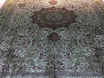 6x9ft light green high density handmade silk persian style sitting room carpet