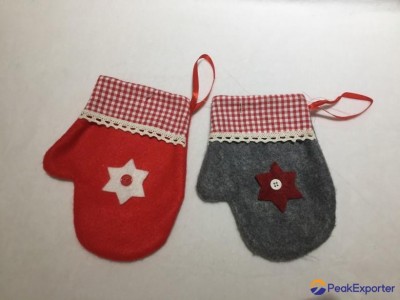 Christmas gloves
