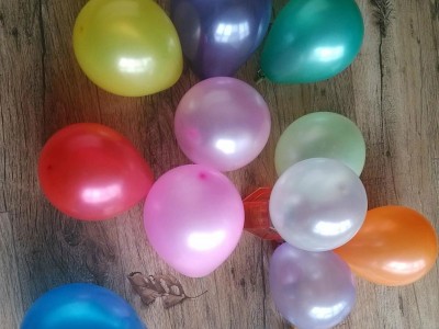 pearly balloon