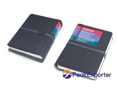 PANTONE Fashion, Home + Interiors Paper Traveler