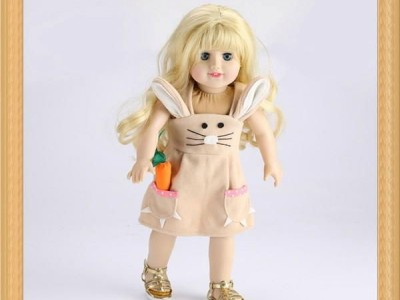 vinyl girl doll and doll accessories
