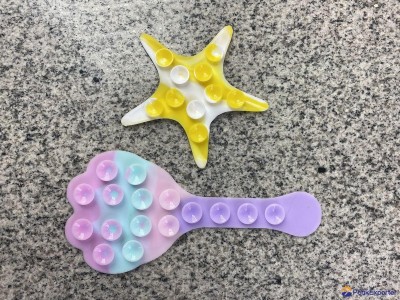 bulk vending, toy sucker, encapsulated toy