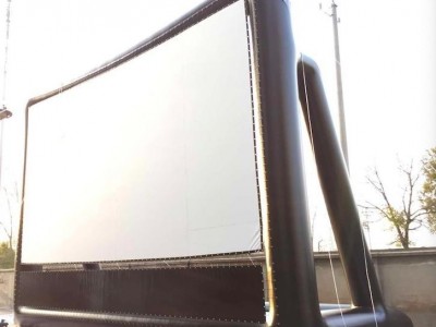 inflatable movie screen