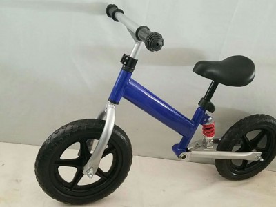 Balance bike with damping