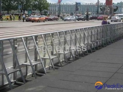 China Crowd control barrier Aluminum barrier stage barrier fencing folding barri