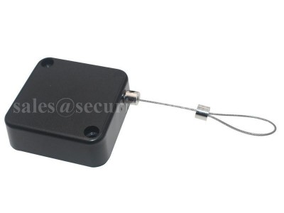 Square-Shaped Retractable Security Tether Recoiler  with Loop Cable End