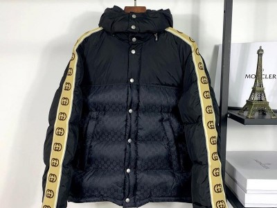 Wholesale       GG Jacquard Tape Sleeve Down Jacket Black men&women down coats