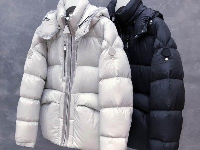 High Quality         Down Jacket Thick Warm Solid Color Hooded Coats