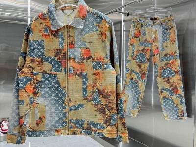 T Shirt men fashion Photoshoot Streetwear Tshirt Design men Coat