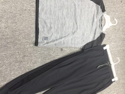 Women's sports suit T shirt and pants