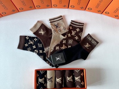 2025 fashion     id-length stacked socks Stocking silk socks cotton socks LV