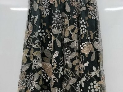 LACE SKIRT