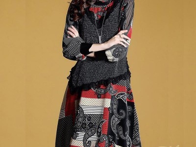 Two Pieces Of Mid-Length Flower Skirt Dress