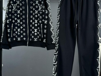 2025 fashion     port clothes suit brand name sport suits clothes  sets