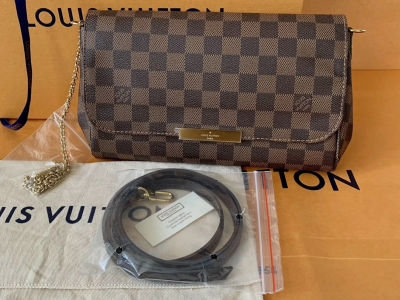 NEW               Favorite MM Damier Ebene Pochette Crossbody Bag     andbag
