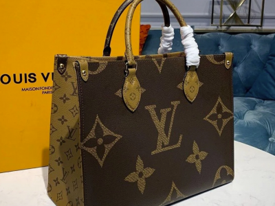 OnTheGo Bag 34cm Monogram Giant Monogram Reverse Canvas tote bags