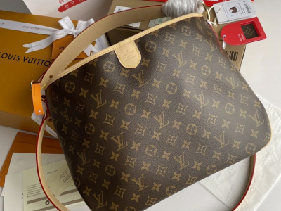 Delightful PM Monogram Canvas Natural     uxury Women’s Handbags,